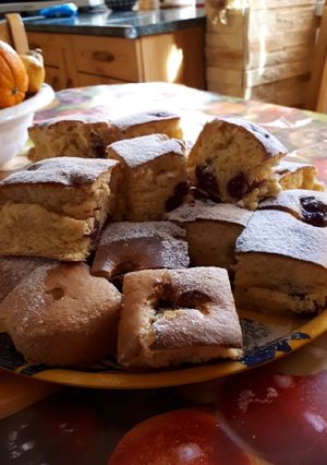 6 tojásos meggyes piskóta recept fotója