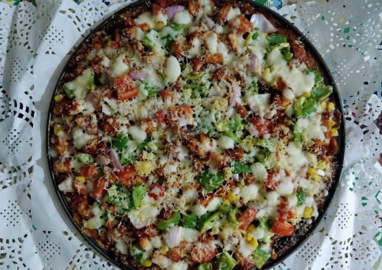Steps to Prepare Any-night-of-the-week Keto Pizza, Base with Cauliflower &amp; 🍄