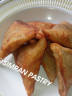 A picture of Samosa.
