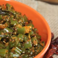 A picture of Beans fry with sesame seeds.