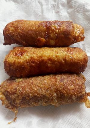 A picture of Sausage rolls.