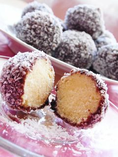 Kókuszos sütinyalóka recept házilag (popcake) recept fotója