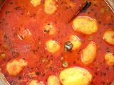 নিরামিষ আলুর দম (niramish aloor dum recipe in Bengali)