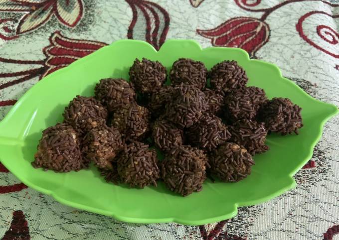 Cara Gampang Membuat Bola bola coklat 👌mudah dibuat yang Lezat