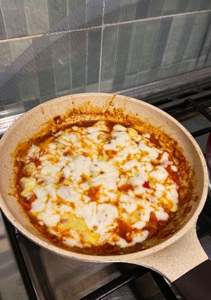 A picture of Creamy, Garlicky & Super Easy Turkish Cheese Dip.