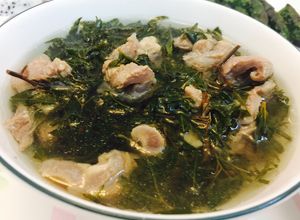 Hình của món Gân bò lá đinh lăng.