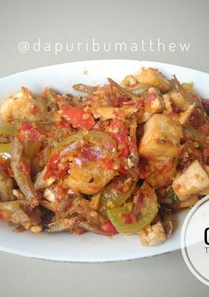 Foto resep Oseng teri tahu mercon