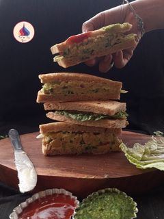 चिकपी सैंडविच (chickpea sandwich recipe in hindi) रेसिपी मुख्य फोटो