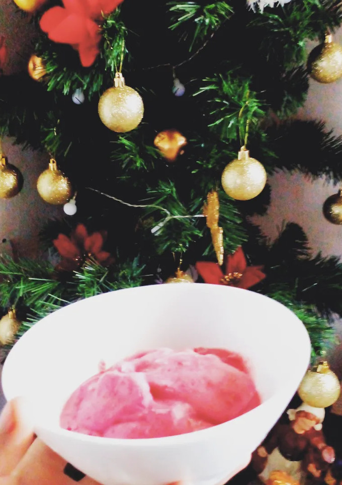 Una foto de Helado casero de frutilla