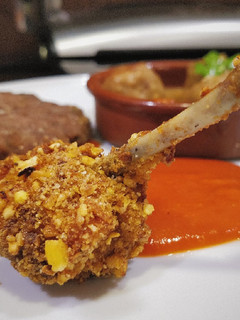 Una foto de Piruletas de pollo