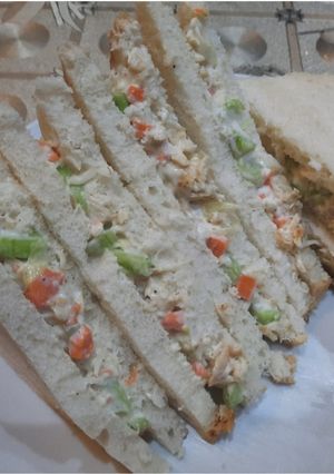 A picture of Continental veggietable sandwiches.