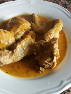 Una foto de Pollo con crema de calabaza
