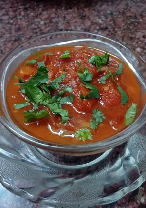 A picture of Tamatar ki mithi chutney.