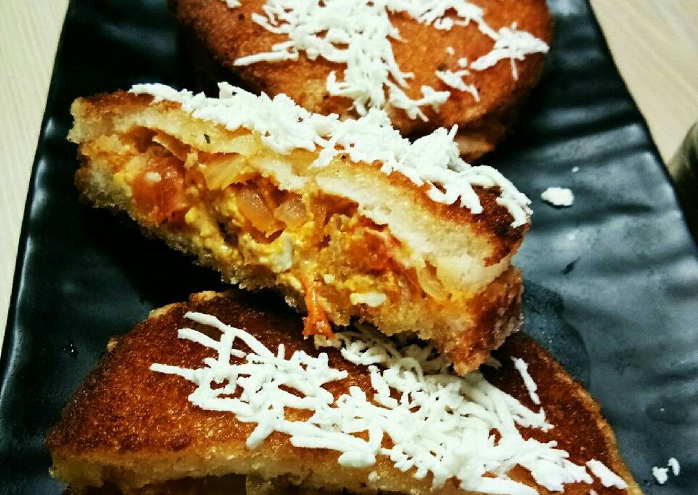 Indian italiano stuffing sandwich in pakode style