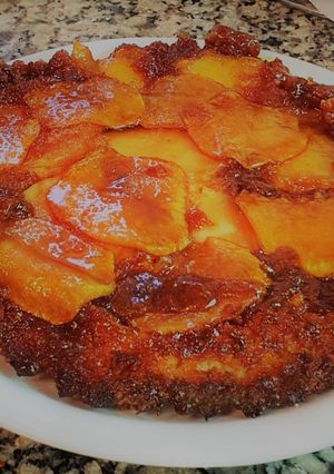 Una foto de Torta de manzana invertida