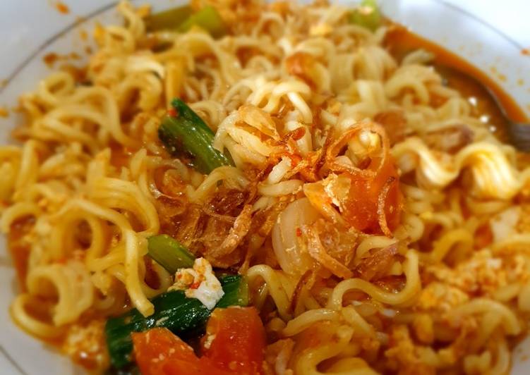 Indomie Rebus Padang