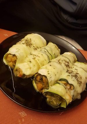 Una foto de Calabacines rellenos de pisto