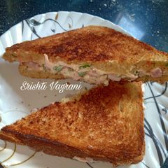 A picture of Smoked Paneer Sandwich.