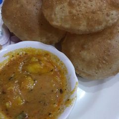 A picture of Aloo tamatar.