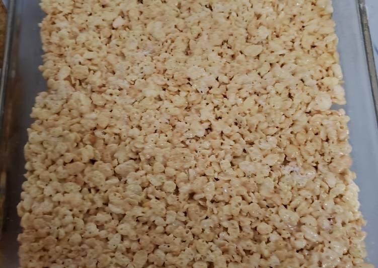 Step-by-Step Guide to Prepare Speedy Brown Butter Bourbon Rice Crispy Treats