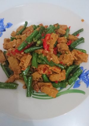Foto resep Tumis pedas oncom kacang panjang