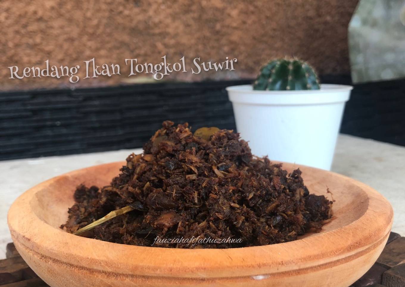 114. Rendang Ikan Tongkol Suwir
