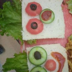 A picture of 3 colour Sandwich/ bread sandwich.
