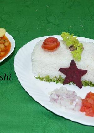 A picture of Chana chawal.