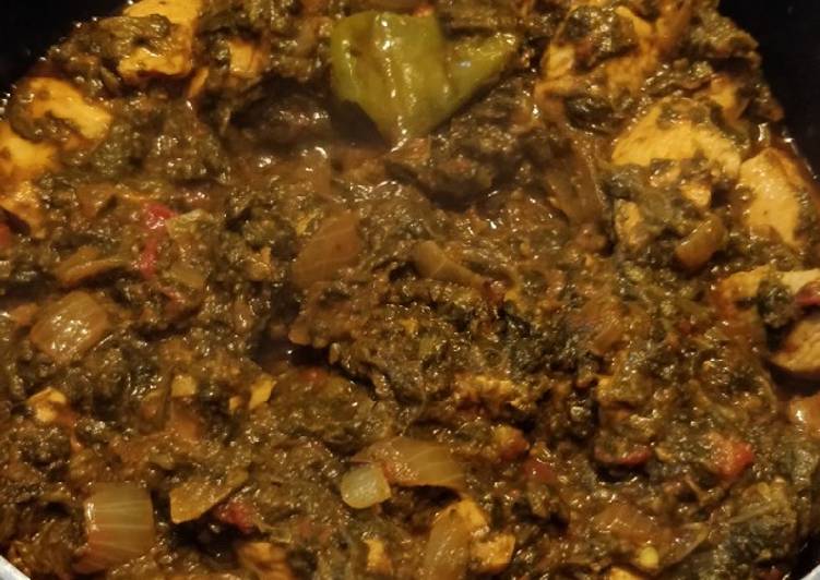 Recipe of Perfect Chicken Palak (chicken spinach curry)