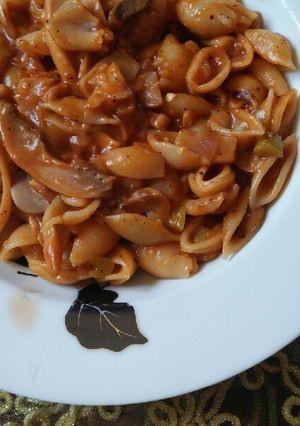 صورة لوصفة معكرونه مشروم (فطر) وخضروات دايت
