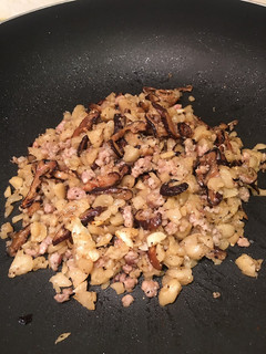 菜脯肉末炒香菇 的食譜成品照片