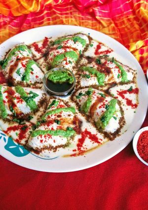 A picture of Gujia Dahi Badas.