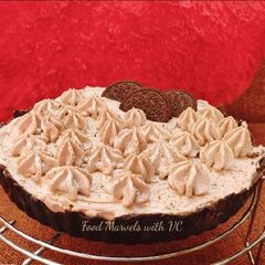 A picture of Chocolate Oreo Tart.