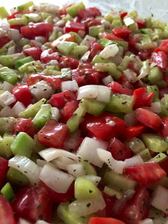 Una foto de Deliciosa ensalada iraní