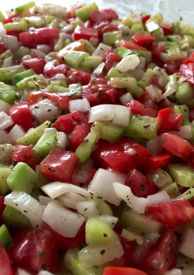 Una foto de Deliciosa ensalada iraní