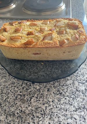Una foto de Budín de pera con avena y harina de coco