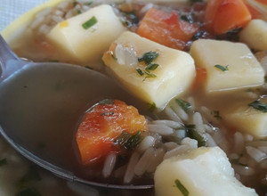 Una foto de Sopa de arroz o fideos🤤