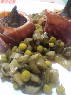 Una foto de Alcachofas con jamón