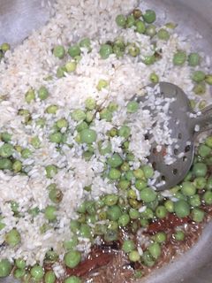 मटर के पुलाव ( matar ke pulao recipe in Hindi0 रेसिपी मुख्य फोटो