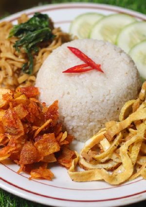 Foto resep Nasi Uduk Komplit #Telur 3in1 #CABEKU #DIRUMAHAJA