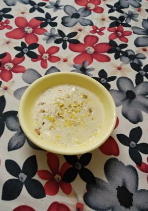 A picture of Suji ki kheer.