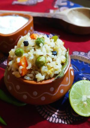A picture of Brown rice veg khichdi.