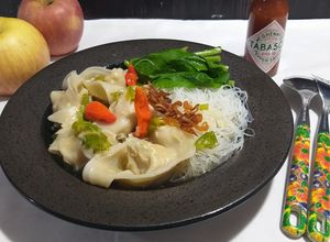 Foto resep 764.Pangsit Bihun Kuah (Tabasco Sauce)