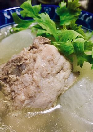 รูปของ ซี่โครงหมูตุ๋นหัวไช้เท้า