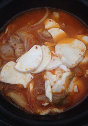 Hình của món Canh kim chi.