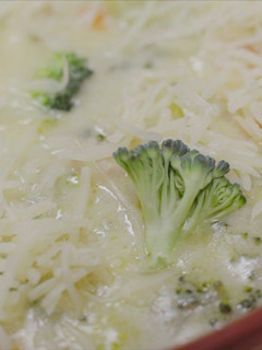 A picture of Broccoli Chowder.