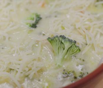 Easy Serving Recipe Broccoli Chowder Delicious Simple