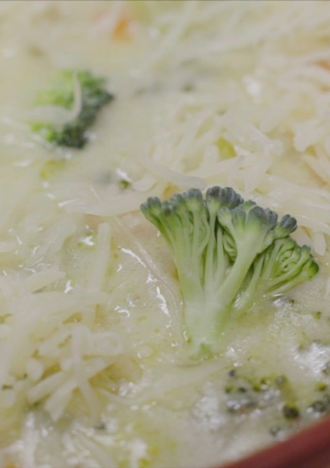 A picture of Broccoli Chowder.