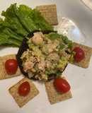 Hongos rellenos de salmón y guacamole