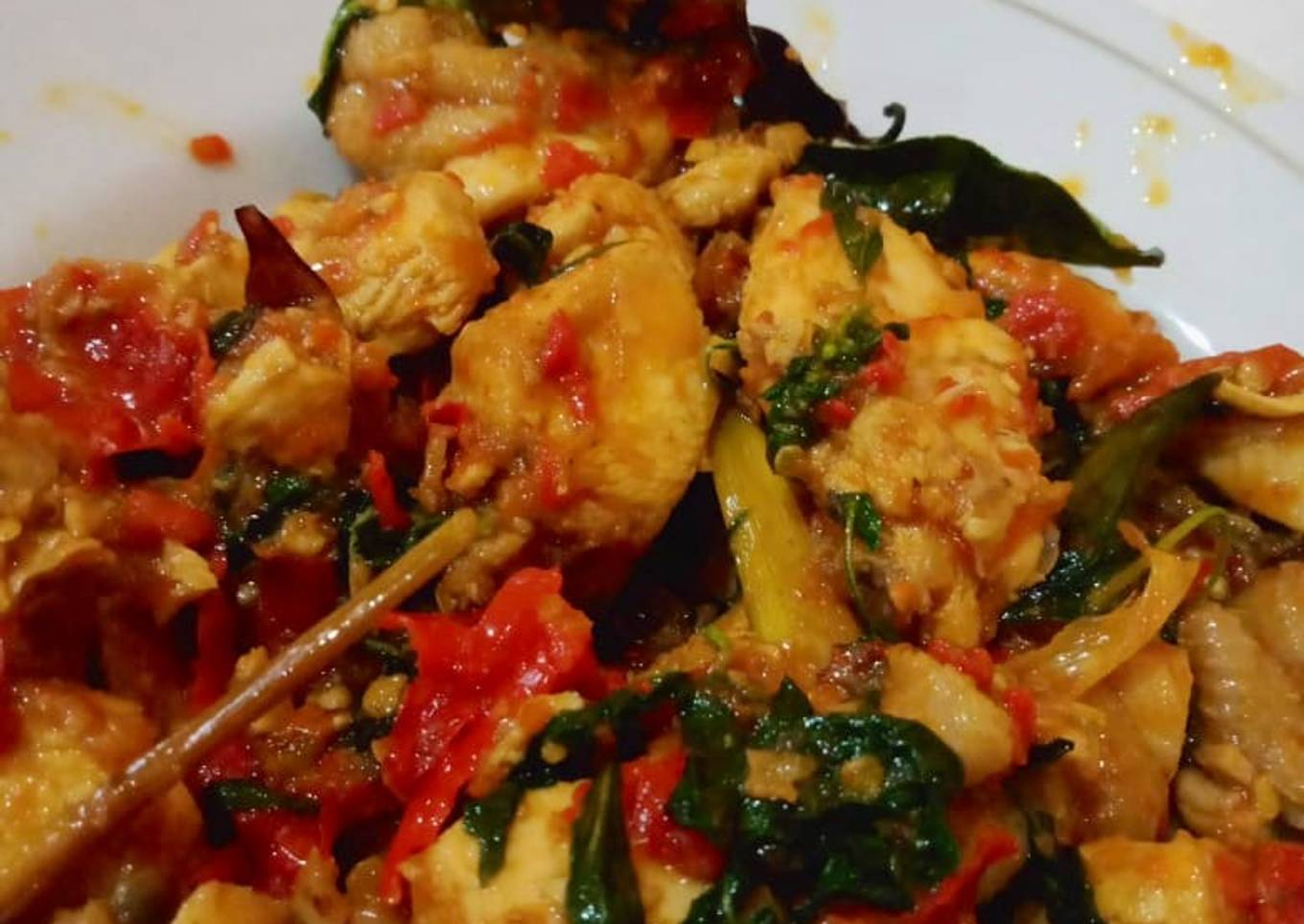 Ayam Wokou dengan kemangi